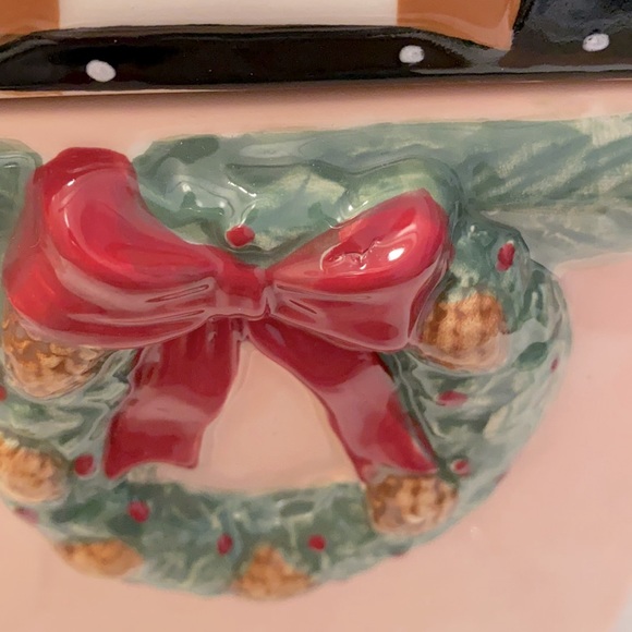 Christmas BAKERY Pink Gingerbread Cookie Jar - Picture 5 of 7